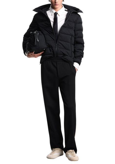 Piumino con cappuccio in nylon trapuntato logo lettering jacquard EMPORIO ARMANI | Giubbotti | EM003043 AF15384UC001